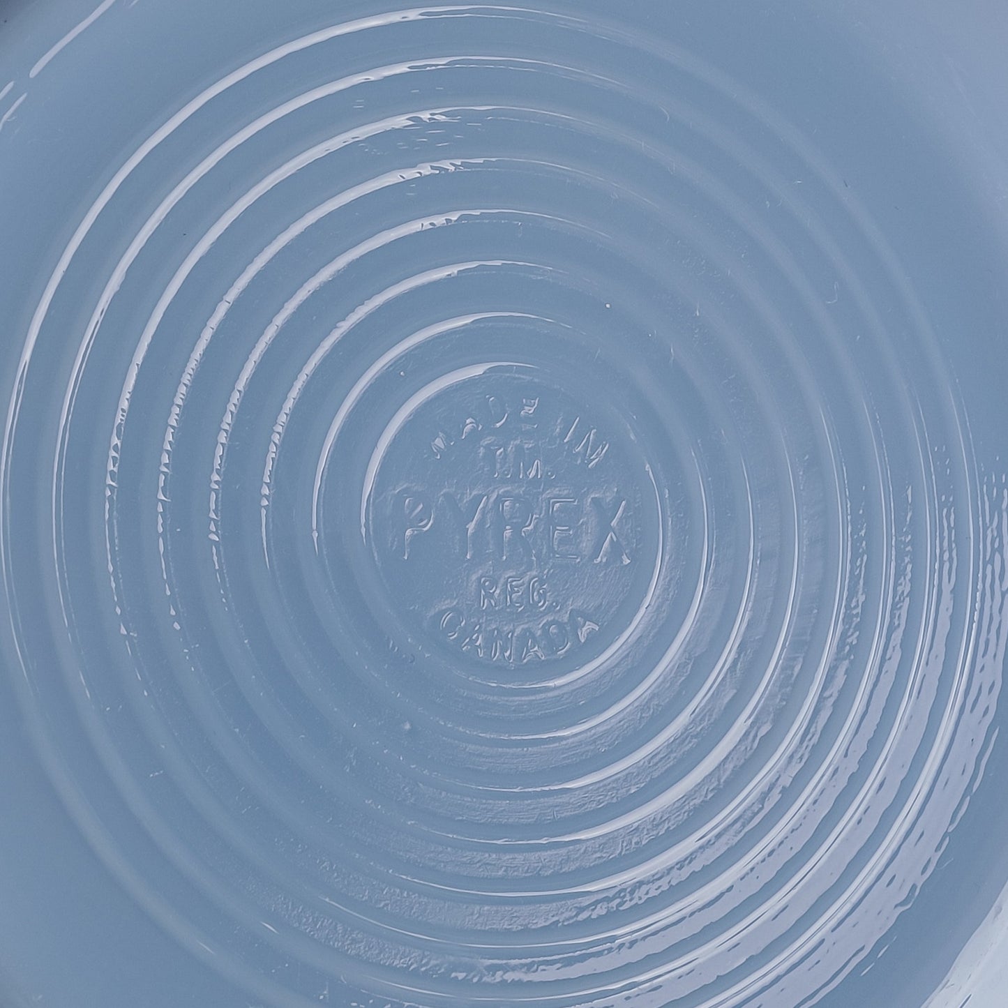 PYREX Delphite Blue 28 Pieces